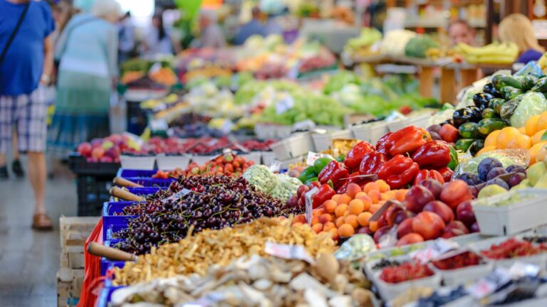 Frutta e verdura all’ingrosso: a Bologna si può. Mercato Agroalimentare.